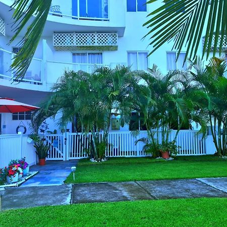 Front Beach Apartment Palo Grande Exterior photo