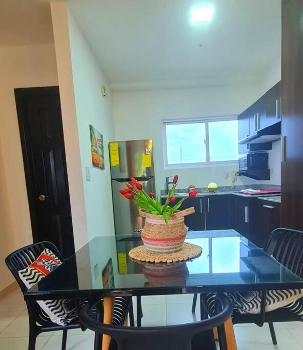 Front Beach Apartment Palo Grande Exterior photo